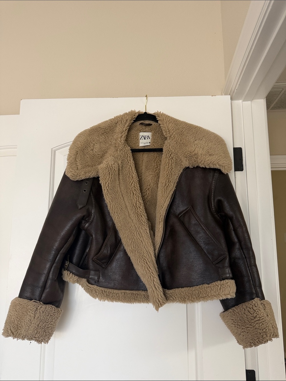 ZARA Dark Brown Leather Aviator Jacket with Tan Shearling Trim